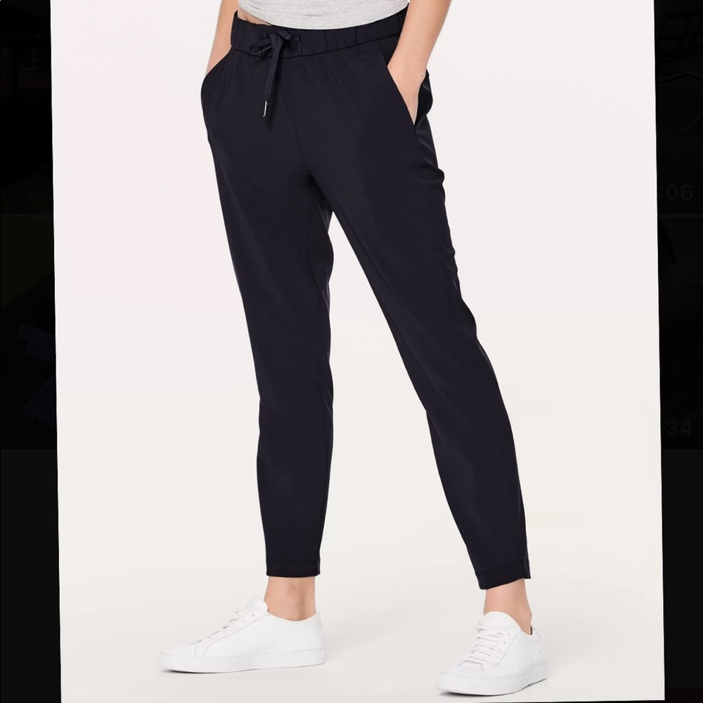 Lululemon On the Fly 7/8 Pants